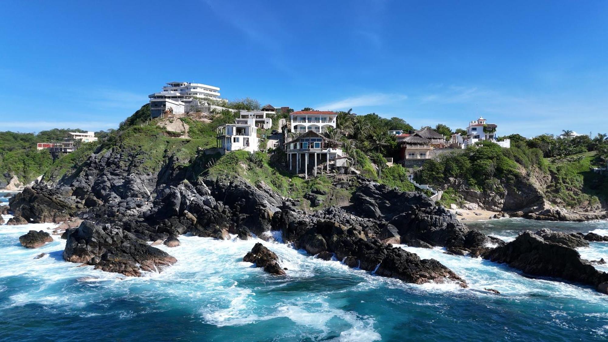 Hotel Luz De Mar ' Right On The Beach Cuatunalco Exterior photo